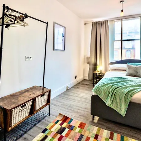 Апартаменты The Orange Factory By Altoluxoexperience Short Lets & Serviced With Free Wifi