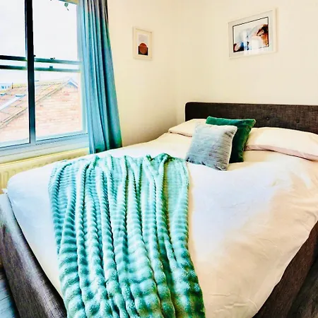 The Orange Factory By Altoluxoexperience Short Lets & Serviced With Free Wifi