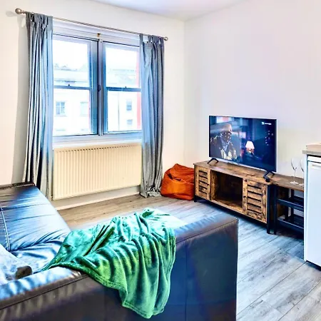 Апартаменты The Orange Factory By Altoluxoexperience Short Lets & Serviced With Free Wifi Бристоль
