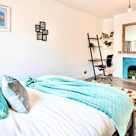 The Orange Factory By Altoluxoexperience Short Lets & Serviced With Free Wifi Apartman *