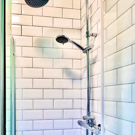 The Orange Factory By Altoluxoexperience Short Lets & Serviced With Free Wifi Appartement *